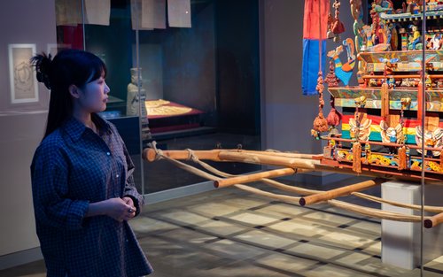Chuyến tham quan Bảo tàng Dân gian Quốc gia Hàn Quốc