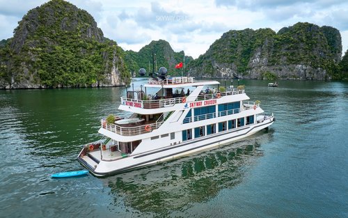 5 Stars Luxury Skyway Cruise: Lan Ha Bay & Cat Ba Day Tour 