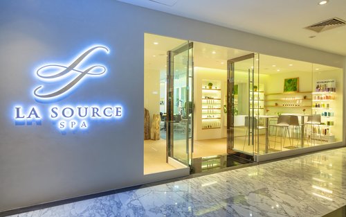 Массажи, уход за лицом и волосами в La Source Spa & Salon
