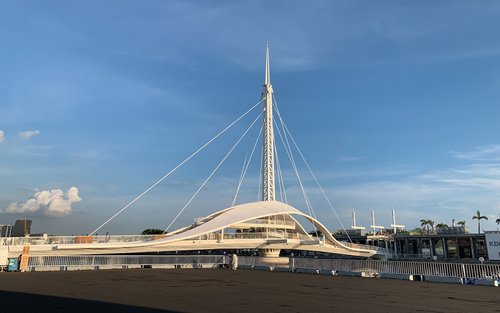 高雄藝術碼頭＆西子灣夕陽半日小團遊