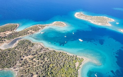 Du thuyền cả ngày đảo Marmaris Sedir với bãi biển Cleopatra