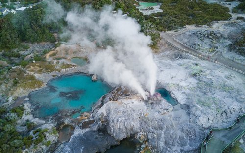 Excursion d'une journée complète à Rotorua Te Puia : immersion dans la culture Māori