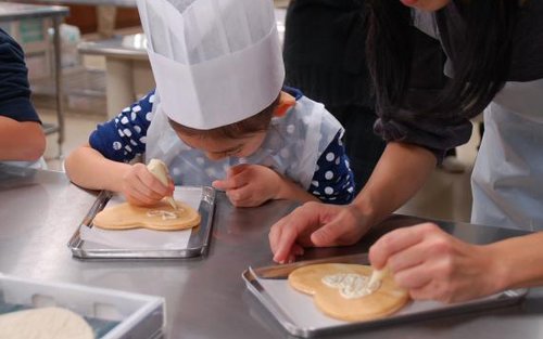 白色恋人公园白色恋人饼干制作课程