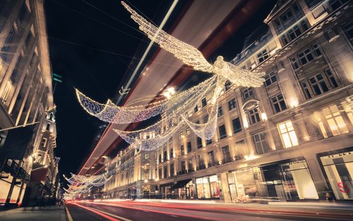 London Christmas Lights Tour on a Vintage Double-Decker Bus