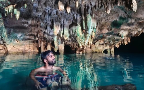 Tur Gua Rangko dan Pulau Pasir Setengah Hari dari Labuan Bajo