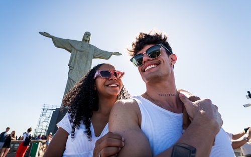 City Wonders of Rio Christ by Train, Sugarloaf and Selaron Tour