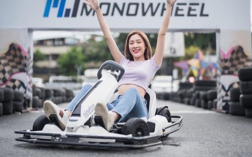 Central Village E-Gokart pálya a MONOWHEEL-től