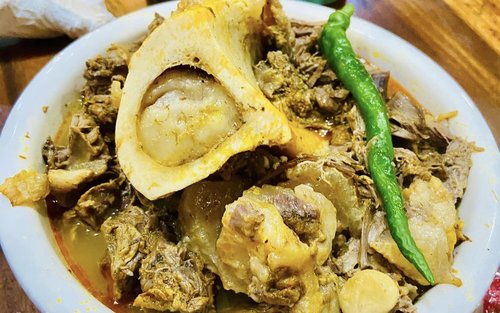 Bacolod Culinary Tour: Inasal, Kansi, Piaya & More