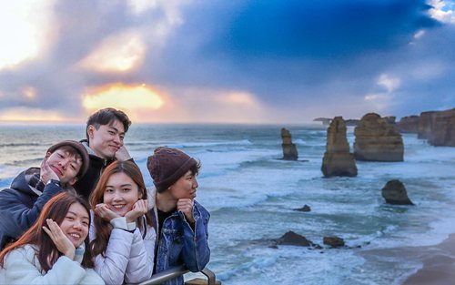 Great Ocean Road and 12 Apostles Day Tour