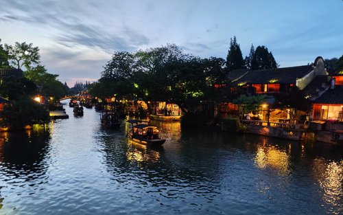 Wuzhen Water Town Full-Day Group Tour with Boat Ride