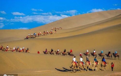 Dunhuang Private Half-Day Tour: Mingsha Mountain and Crescent Lake with Camel Riding Experience
