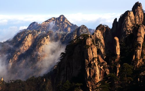 Multi-day tour of Huangshan UNESCO heritage site