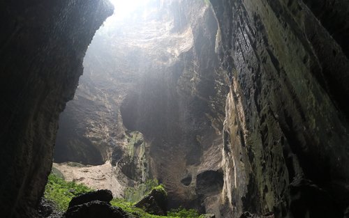 Tagesausflug zu den Sandakan Gomantong Höhlen & zum Kinabatangan Fluss