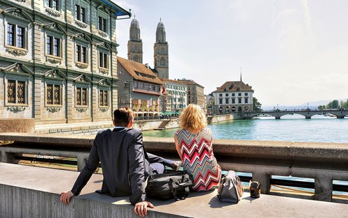 Tour privato di mezza giornata a Zurigo: storia e leggende