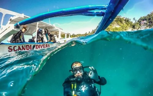 Oceanic Overture: Discover Scuba in Puerto Galera with PADI 5*Center