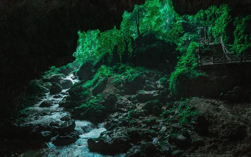 2-дневный тур в Наньнин: водопад Детьян и каньон Тунлин (малая группа)
