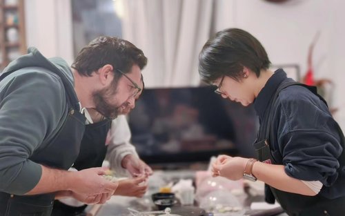 Old Shanghai Flavors: Traditional Soup Dumplings and Tea Art Experience in an 80-Year-Old Alleyway