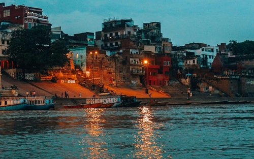 Varanasi : Visite des principaux sites de la ville et croisière facultative sur le Gange