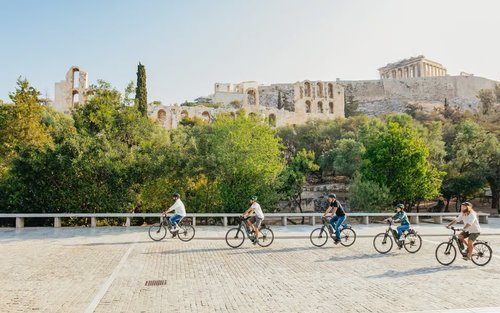 Atene in bici: tour culturale e dei punti salienti della città di mezza giornata
