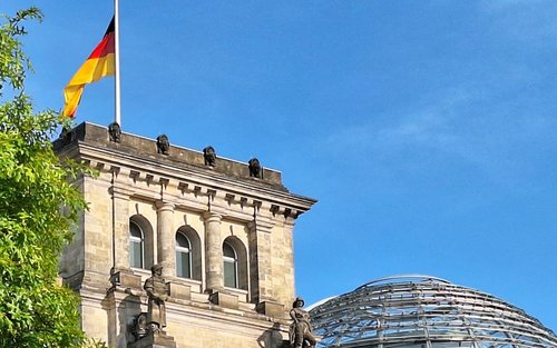 Reichstag Dome and Government District Walking Tour