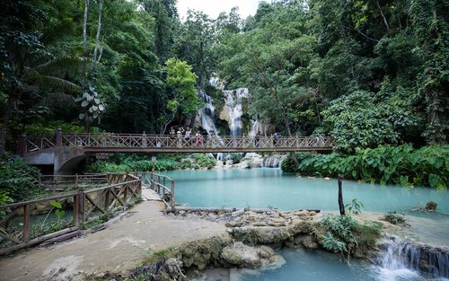 Kuang Si Waterfall Shared Minibus Ticket (Round Trip) 