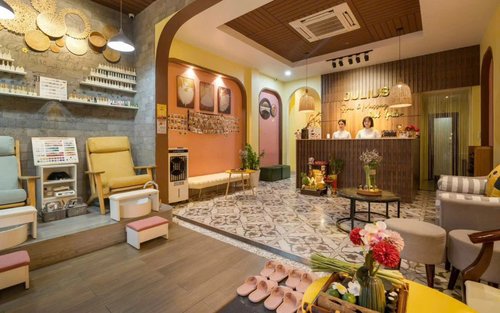 Luxe manicure & pedicure met nagellak bij Julius Spa