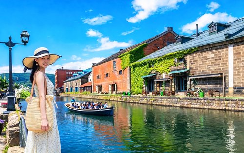 Sapporo Noboribetsu & Otaru Full-Day Sightseeing Tour