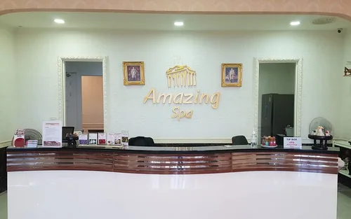 Passeio de Meio Dia em Pattaya com Churrasco Ilimitado de Barriga de Porco e Spa