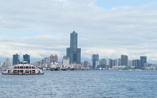 来去福尔摩沙：高雄漫步