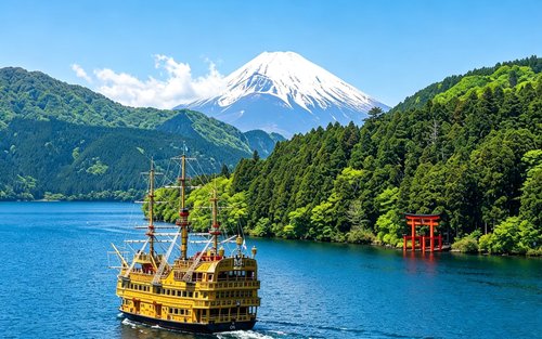 (Termasuk tiket kereta kabel Togendai) Lawatan sehari Gunung Fuji & Hakone yang popular: Owakudani, kapal lanun Tasik Ashi, memberi makan angsa di Tasik Yamanaka, Oshino Hakkai (berlepas dari Tokyo)