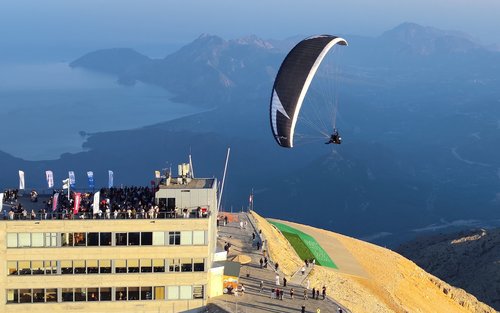 Tahtali Tandem Paragliding Antalya with Cable Car & Transfer