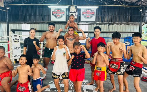 Muay Thai óra Ayutthayában a Sit Palan Muay Thai Gymtől