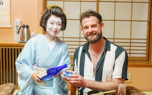 東京：在會員限定的料亭與藝妓共進私人晚餐