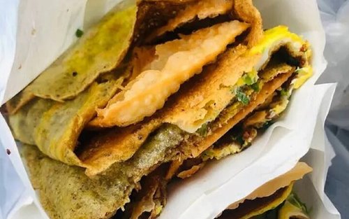 Flushing Chinatown Half-Day Street Food Tour in New York