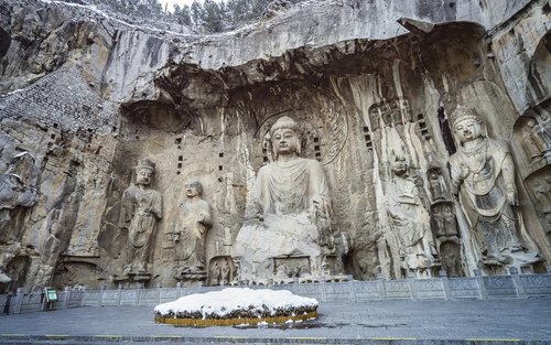 洛阳龙门石窟及少林寺一日游