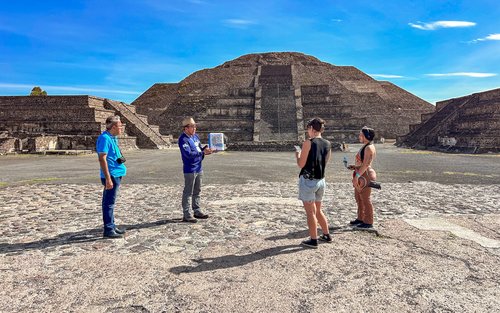 Teotihuacan Early Access Guided Tour with optional Lunch