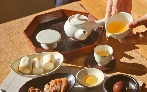 在水原体验韩国茶文化与品鉴