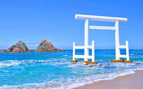 糸岛一日游: 白丝瀑布 & 宫地狱神社 & 一兰之森 & 樱井二见浦夫妇岩 & 天使之翼 & 椰子树秋千 (福冈出发)