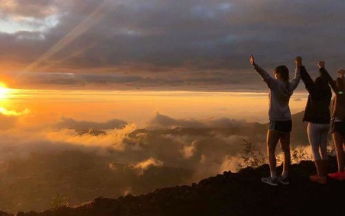Sunset Trekking Gunung Batur di Bali