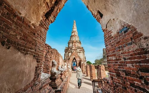 Kalahating Araw na Maliit na Pangkat na Paglilibot sa Templo sa Bangkok Ayutthaya na may Lokal na Pagkain