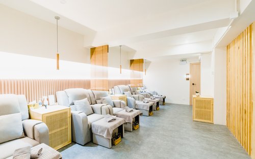 Experiência de Massagem e SPA Mukuan | Pacote de Bem-Estar Popular, Sauna a Vapor para os Pés, Massagem de Desintoxicação Potente, Massagem com Pedras Quentes | Causeway Bay, Tsim Sha Tsui, Central