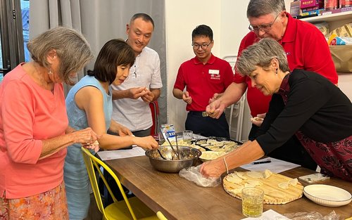Tour khám phá chợ truyền thống Thượng Hải & Trải nghiệm làm bánh bao Xiaolong - Eatwith