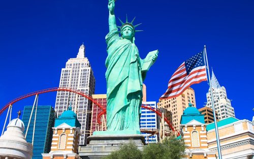 Las Vegas Strip Walking Tour with Audio Guide