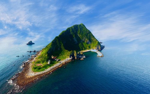 基隆屿登岛・绕岛・上灯塔・绕巡象鼻岩体验