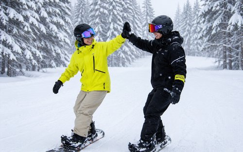 Hoshino Resorts Tomamu Hokkaido Private Ski Lesson [Officially Registered Ski School | Chinese & English | Photography Service]