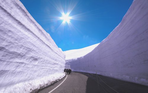 【Klassische dreitägige Reise durch die Tateyama Kurobe】 Tateyama Kurobe Schneemauer & Kamikochi & Shirakawa-go Gassho-Dorf & Magome-juku Tsumago-juku & Daio Wasabi-Farm (Abfahrt von Nagoya · inklusive Eintrittskarten & Unterkunft & Reiseleiter)