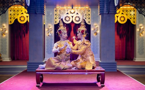 Devi Theater: Espetáculo de Dança Apsara com Jantar Khmer/Ocidental 