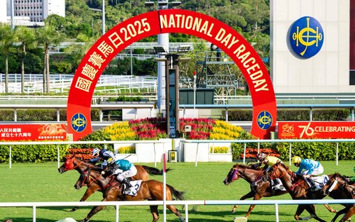 Hong Kong Racecourse with F&B Experience