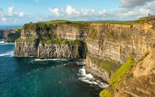 Excursión a los Acantilados de Moher y al Castillo de Bunratty desde Dublín 