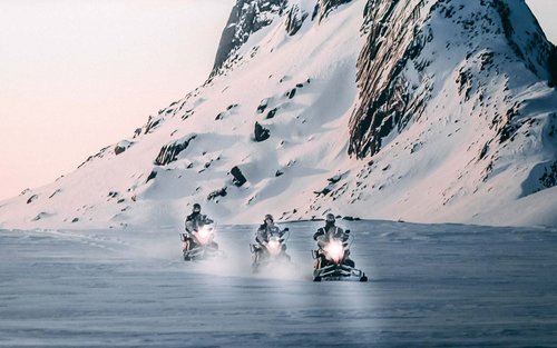 Excursión al Círculo Dorado en super jeep y moto de nieve desde Reikiavik